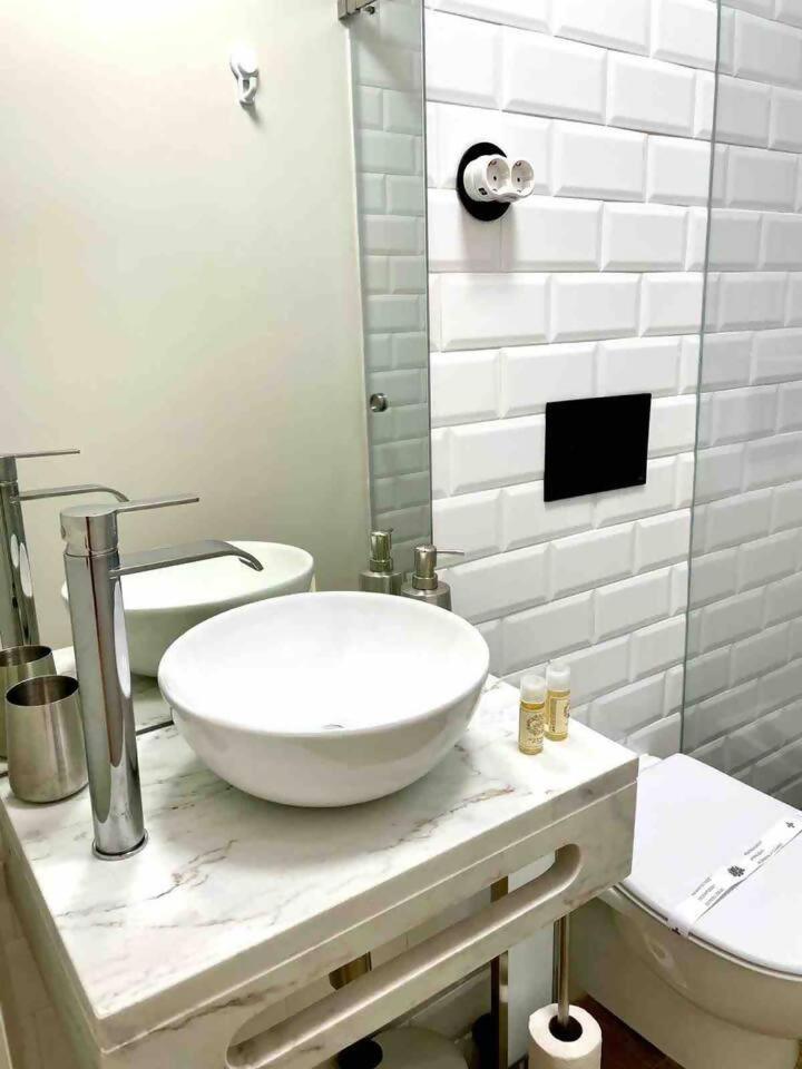 Chiado Brand New Amazing In Lisbon Apartment Exterior foto